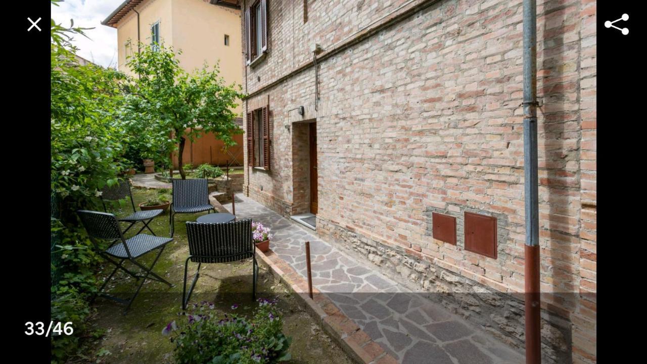 Via Del Toppo, 4 Perugia Exterior photo